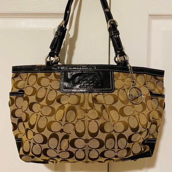 Coach Purse/Handbag Signature Collection - Picture 2 of 8